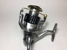 Load image into Gallery viewer, R5780) SHIMANO 2015 TWIN POWER 4000XG, Made in Japan for Spinning Reel