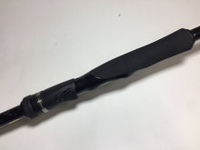 Load image into Gallery viewer, S9050) SHIMANO 2015 LUNAMIS S1000M for Saltwater Spinning Rod