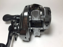 Load image into Gallery viewer, R5786) SHIMANO 2018 Bantam MGL XG LEFT for Bait Casting Reel