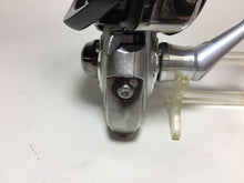 Load image into Gallery viewer, R5793) DAIWA 2014 IGNIS 2003H TYPE-R for Freshwater only Spinning Reel