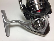 Load image into Gallery viewer, R5793) DAIWA 2014 IGNIS 2003H TYPE-R for Freshwater only Spinning Reel