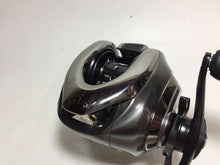 Load image into Gallery viewer, R5646) SHIMANO 16 ANTARES DC HG Left Hand for Freshwater Bait casting Reel