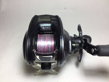 Load image into Gallery viewer, 33251) DAIWA SPARTAN IC 150H for Bait Counter reel