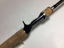 Load image into Gallery viewer, 70821) DAIWA BLACK LABAL BL+ 681MFB for Freshwater Baitcasting Rod