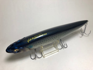 31963) Megabass MEGA DOG 220F #URADO MULLET