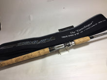 Load image into Gallery viewer, S8897) Ever green TEMUJIN The &quot;Gunslinger&quot; TMJC-610H for Freshwater Bait Rod