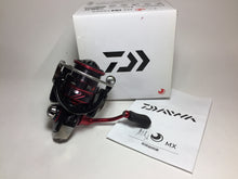 Load image into Gallery viewer, R5817) DAIWA 2018 月下美人 Gekkabijin MX LT 2000S for Saltwater Spinning Reel