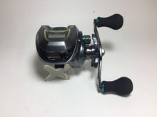 Load image into Gallery viewer, 70974) DAIWA LIGHT SW X IC L SS for Saltwater Light Jigging Bait Reel