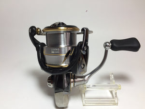 R5662) DAIWA 20 LUVIAS FC LT 2500S with SLP WORKS Quick Drag Knob