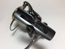 Load image into Gallery viewer, R5662) DAIWA 20 LUVIAS FC LT 2500S with SLP WORKS Quick Drag Knob