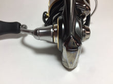 Load image into Gallery viewer, R5662) DAIWA 20 LUVIAS FC LT 2500S with SLP WORKS Quick Drag Knob