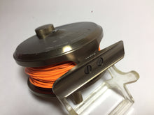 Load image into Gallery viewer, 70983) Old Daiwa Alltmor-X 200D for Fly Reel
