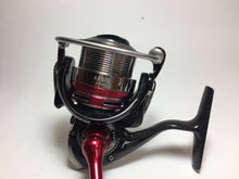 Load image into Gallery viewer, 70990) DAIWA 2013 AEGIS 2506H for Freshwater Spinning Reel