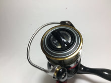 Load image into Gallery viewer, 70990) DAIWA 2013 AEGIS 2506H for Freshwater Spinning Reel