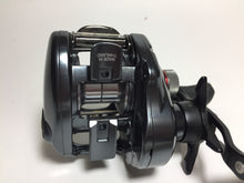 Load image into Gallery viewer, R5667) DAIWA TATULA SV TW 7.3R For Bait Casting Reel