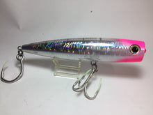 Load image into Gallery viewer, 71082) Yamaria Maria POP QUEEN F200 #Sight Pinky for Tuna Big Game Fishing Lure