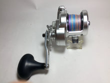 Load image into Gallery viewer, R5835) SHIMANO 2011 OCEA JIGGER 1500HG, Made in JPN for Offshore Jigging Reel