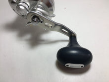 Load image into Gallery viewer, R5835) SHIMANO 2011 OCEA JIGGER 1500HG, Made in JPN for Offshore Jigging Reel