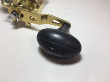 Load image into Gallery viewer, 71089) SHIMANO 2003 Scorpion OCEA JIGGER 3000 for Offshore Jigging Reel