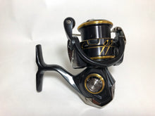 Load image into Gallery viewer, R5558) DAIWA 2021 CALDIA LT 2500S-XH For Spinning Reel