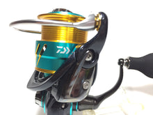 Load image into Gallery viewer, R5676) DAIWA EMERALDAS MX 2508PE-H for SQUID Fishing Spinning Reel