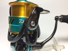 Load image into Gallery viewer, R5676) DAIWA EMERALDAS MX 2508PE-H for SQUID Fishing Spinning Reel