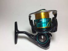 Load image into Gallery viewer, R5676) DAIWA EMERALDAS MX 2508PE-H for SQUID Fishing Spinning Reel