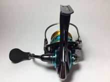 Load image into Gallery viewer, R5676) DAIWA EMERALDAS MX 2508PE-H for SQUID Fishing Spinning Reel