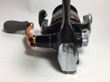 Load image into Gallery viewer, 71127) SHIMANO 2011 Soare BB 30 2000HGS for Saltwater Spinning Reel