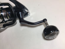 Load image into Gallery viewer, R5838) SHIMANO 2021 TWIN POWER SW 8000PG for Big Game Spinning Reel