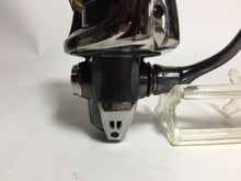 Load image into Gallery viewer, R5849) SHIMANO 2020 TWIN POWER C2000SHG for Spinning Reel