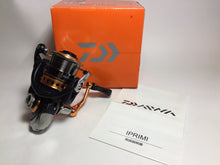 Load image into Gallery viewer, R5847) DAIWA IPRIMI 2004 for Spinning Reel