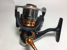 Load image into Gallery viewer, R5847) DAIWA IPRIMI 2004 for Spinning Reel