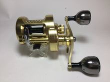 Load image into Gallery viewer, R5845) SHIMANO 2018 CALCUTTA CONQUEST 401 LEFT for Bait Casting Reel