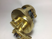 Load image into Gallery viewer, R5850) SHIMANO 2015 OCEA CONQUEST 300HG, Made in JPN for Offshore Jigging Reel