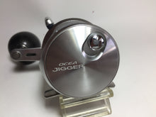 Load image into Gallery viewer, R5851) SHIMANO 2017 OCEA JIGGER 1501HG, Made in JPN for Offshore Jigging Reel
