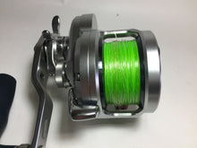 Load image into Gallery viewer, R5852) SHIMANO 2017 OCEA JIGGER 2001NR PG, Made in JPN for Offshore Jigging Reel