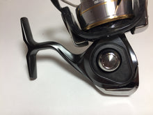 Load image into Gallery viewer, R5685) DAIWA 20 LUVIAS LT 4000-CXH for Spinning Reel