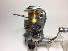 Load image into Gallery viewer, R5694) SHIMANO 2009 TWIN POWER Mg C3000 for Spinning Reel