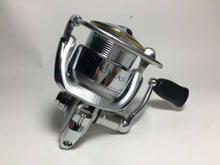 Load image into Gallery viewer, 71239) DAIWA 2008 LUVIAS 2506 for Spinning Reel