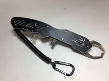 Load image into Gallery viewer, 33899) DAIWA FISH GRIP V230 , Fish catch Grip