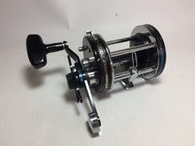 Load image into Gallery viewer, 71253) Abu Garcia ambassadeur 7000C SYNCRO for Bait Reel