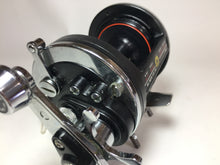 Load image into Gallery viewer, 71254) DAIWA Sea Line 30H for Bait Reel