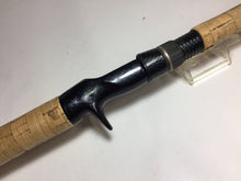 Load image into Gallery viewer, 71261) Megabass DESTROYER TOMAHAWK F4-67TX THE CRANKING CUSTOM for Bait Casting