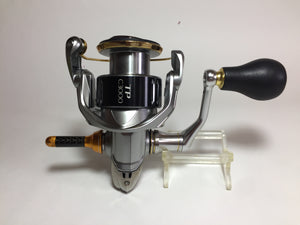 R5700) SHIMANO 15 TWIN POWER C3000XG for Spinning Reel with Reel Stand, Round Knob