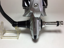 Load image into Gallery viewer, R5703) PENN SLAMMER IV DX 3500 for Spinning Reel