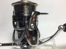 Load image into Gallery viewer, R5864) DAIWA 2012 EXIST 2506 for Spinning Reel