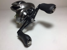Load image into Gallery viewer, R5704) SHIMANO 2018 Bantam MGL XG LEFT for Freshwater Bait Casting Reel