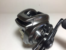 Load image into Gallery viewer, R5704) SHIMANO 2018 Bantam MGL XG LEFT for Freshwater Bait Casting Reel