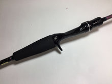 Load image into Gallery viewer, S8964) DAIWA 紅牙X KOHGA X 69MHB for Saltwater Offshore Light Jigging Bait Rod